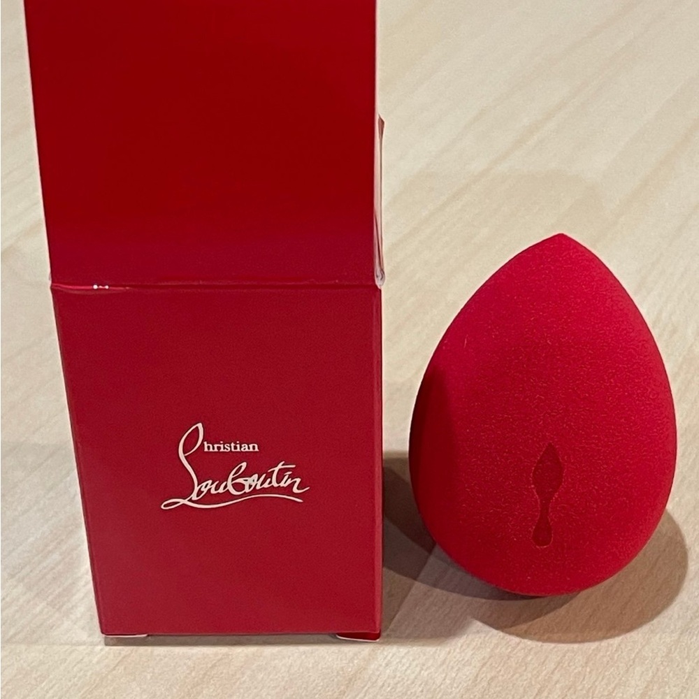 Christian Louboutin Makeup Sponge